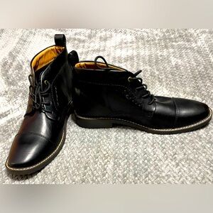 Men’s GUESS Dress shoes